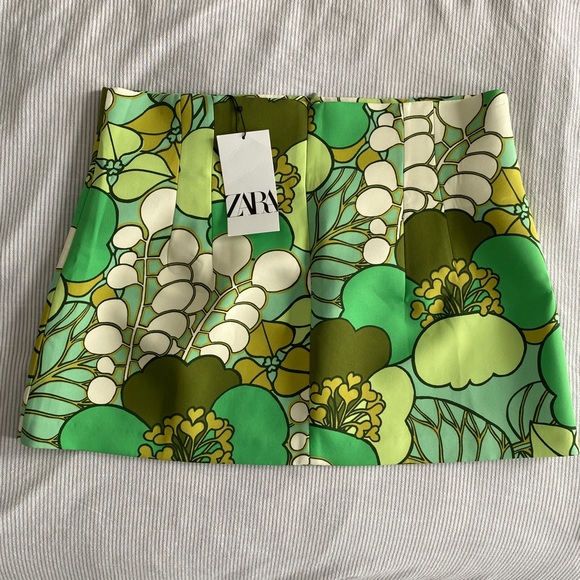 ZARA Patterned Mini Skirt Blogger Favourite - Picture 9 of 16